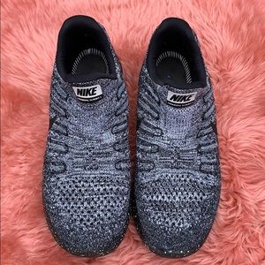 Nike Lunarepic Flyknit 2 Light weight size 7